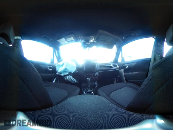 2021 Jeep Renegade Latitude with VIN ZACNJDBB5MPN33810, listed as a IAAI auction lot 42167988 with Not provided miles and . Bid and sale history available at DreamBid. Image 19.