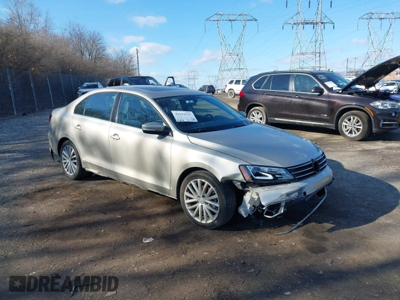 2016 Volkswagen Jetta Sedan 1.8T SEL with VIN 3VWL07AJ0GM313695, listed as a IAAI auction lot 41523515 with 94,212 mi miles. Bid and sale history available at carsss.com. Image 1.