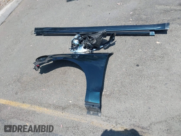 2014 Ford Fusion Titanium с VIN 3FA6P0K93ER177463, выставлен на аукционе IAAI как лот 42450617 с пробегом 173 064 миль миль и . История ставок и продаж доступна на DreamBid. Изображение 12.