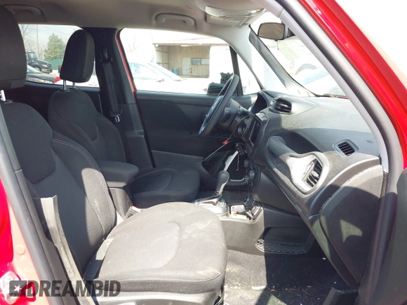 2021 Jeep Renegade Upland Edition with VIN ZACNJDAB8MPM25697, listed as a IAAI auction lot 41857417 with 62,655 mi miles. Bid and sale history available at carsss.com. Image 5.