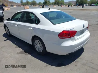 2012 Volkswagen Passat S with VIN 1VWAP7A37CC041663, listed as a IAAI auction lot 42704232 with 215,961 mi miles and . Bid and sale history available at DreamBid. Image 3.