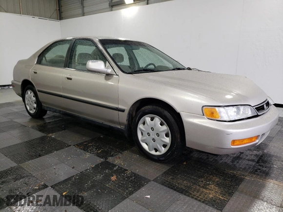 1997 Honda Accord LX with VIN JHMCD5630VC015585, listed as a Copart auction lot 52166155 with 121,820 mi miles and Salvage Title. Bid and sale history available at carsss.com. Image 4.