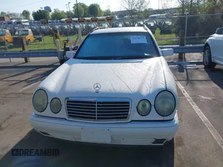 1999 Mercedes-Benz E 320 with VIN WDBJH65F3XA727570, listed as a IAAI auction lot 41978511 with 170,982 mi miles and . Bid and sale history available at DreamBid. Image 12.