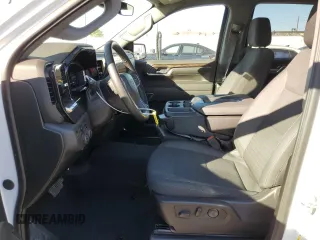2024 Chevrolet Silverado 1500 RST with VIN 1GCUDEE84RZ169819, listed as a Copart auction lot 81853774 with 11,818 mi miles and Salvage Title. Bid and sale history available at carsss.com. Image 7.