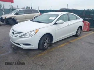2013 Hyundai Sonata GLS with VIN 5NPEB4AC8DH704973, listed as a IAAI auction lot 41161470 with 127,902 mi miles and . Bid and sale history available at DreamBid. Image 18.