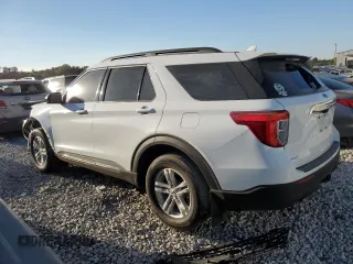 2020 Ford Explorer XLT with VIN 1FMSK8DH6LGC67152, listed as a Copart auction lot 41470355 with 35,200 mi miles and Salvage Title. Bid and sale history available at carsss.com. Image 2.