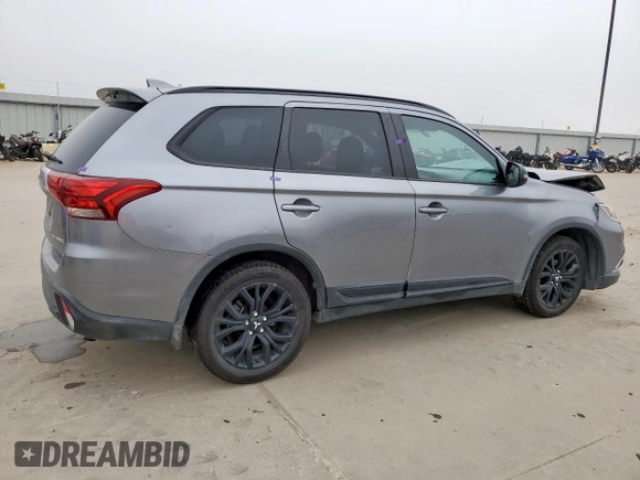 2018 Mitsubishi Outlander SE with VIN JA4AD3A32JZ029543, listed as a Copart auction lot 58228615 with 116,473 mi miles and Salvage title. Bid and sale history available at DreamBid. Image 3.