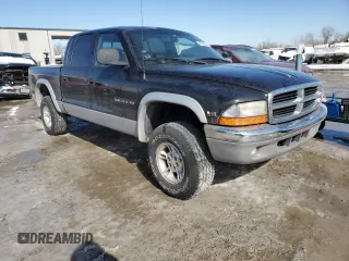 2000 Dodge Dakota Sport with VIN 1B7GG2AN5YS608922, listed as a Copart auction lot 45783305 with 148,064 mi miles and Clean Title. Bid and sale history available at carsss.com. Image 4.