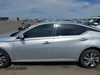 2020 Nissan Altima S z VIN 1N4BL4BV7LC259562, wystawiony jako IAAI lot #42331476 z przebiegiem 31 409 mil mil oraz . Historia ofert i sprzedaży dostępna na DreamBid. Obrazek 15.