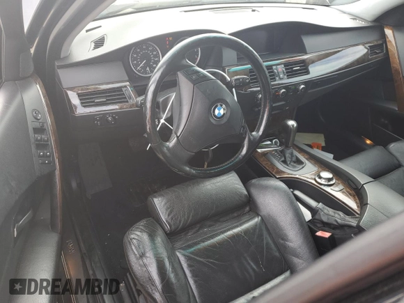 2006 BMW 5 Series 530xi with VIN WBANN73516CN00101, listed as a Copart auction lot 75355904 with 121,893 mi miles and Salvage Title. Bid and sale history available at carsss.com. Image 8.