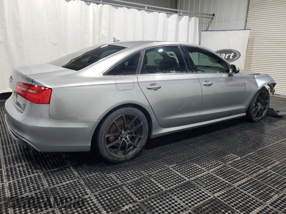 2013 Audi A6 Prestige z VIN WAUHGAFC2DN009438, wystawiony jako Copart lot #53966355 z przebiegiem 167 515 mil mil oraz Czysty tytuł • Clean title. Historia ofert i sprzedaży dostępna na DreamBid. Obrazek 3.