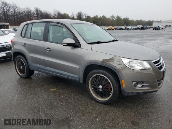 2009 Volkswagen Tiguan with VIN WVGCV75N19W511508, listed as a Copart auction lot 49271355 with 143,197 mi miles and Clean Title. Bid and sale history available at DreamBid. Image 4.