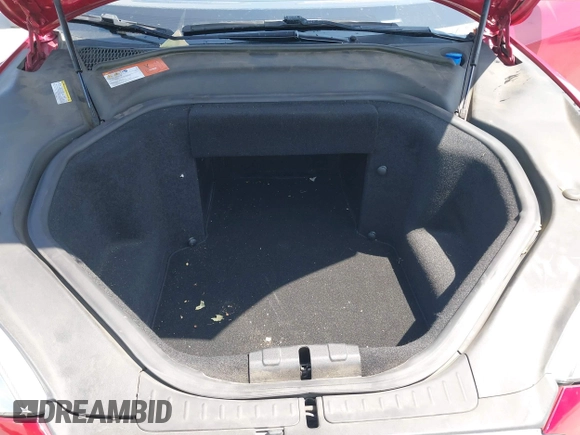 2014 Tesla Model S 60 with VIN 5YJSA1S11EFP33278, listed as a IAAI auction lot 42441781 with Not provided miles and . Bid and sale history available at DreamBid. Image 10.