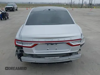 2017 Lincoln Continental Reserve with VIN 1LN6L9RP4H5624027, listed as a IAAI auction lot 41796172 with 33,100 mi miles. Bid and sale history available at carsss.com. Image 17.