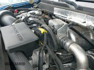 2018 Chevrolet Silverado 2500HD LTZ с VIN 1GC1KWEY5JF187864, выставлен на аукционе IAAI как лот 42533377 с пробегом 100 763 миль миль и . История ставок и продаж доступна на DreamBid. Изображение 19.