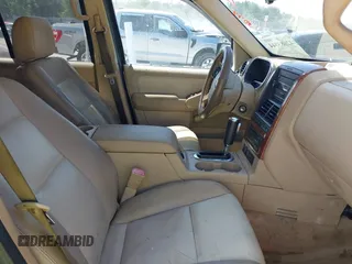 2006 Ford Explorer Eddie Bauer with VIN 1FMEU74866UB08803, listed as a IAAI auction lot 42683044 with 199,122 mi miles and . Bid and sale history available at DreamBid. Image 5.