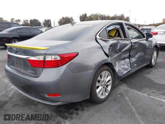 2013 Lexus ES 300h with VIN JTHBW1GG5D2017997, listed as a IAAI auction lot 42185265 with 166,383 mi miles and . Bid and sale history available at DreamBid. Image 4.