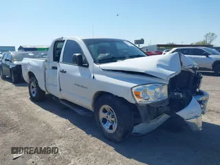 2006 Dodge 1500 SLT z VIN 1D7HA18N06J247419, wystawiony jako IAAI lot #41995328 z przebiegiem 176 060 mil mil oraz . Historia ofert i sprzedaży dostępna na DreamBid. Obrazek 1.