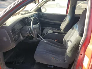 2001 Dodge Dakota Sport with VIN 1B7GL22N51S106573, listed as a Copart auction lot 79207134 with 267,965 mi miles and Salvage Title. Bid and sale history available at carsss.com. Image 7.