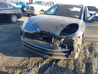 2022 Porsche Macan with VIN WP1AA2A50NLB12096, listed as a IAAI auction lot 41391199 with 15,951 mi miles and . Bid and sale history available at DreamBid. Image 6.