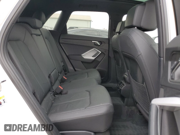 2022 Audi Q3 Premium z VIN WA1AECF3XN1111174, wystawiony jako Copart lot #54718895 z przebiegiem 48 291 mil mil oraz Szkoda całkowita • Salvage title. Historia ofert i sprzedaży dostępna na DreamBid. Obrazek 11.