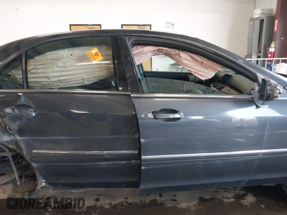 2008 Acura RL Technology with VIN JH4KB16658C000170, listed as a IAAI auction lot 42045039 with Not Provided miles and . Bid and sale history available at DreamBid. Image 13.