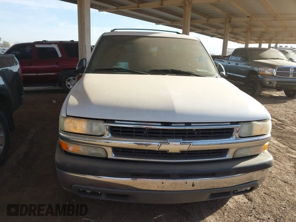 2002 Chevrolet Tahoe LS with VIN 1GNEC13V72R293380, listed as a IAAI auction lot 41728645 with 249,000 mi miles. Bid and sale history available at carsss.com. Image 6.