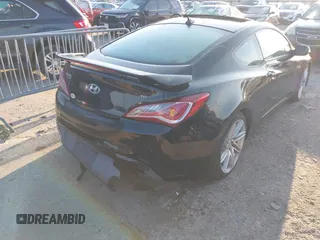 2013 Hyundai Genesis Coupe Track z VIN KMHHU6KJ0DU089255, wystawiony jako IAAI lot #42243893 z przebiegiem 108 903 mil mil oraz . Historia ofert i sprzedaży dostępna na DreamBid. Obrazek 4.