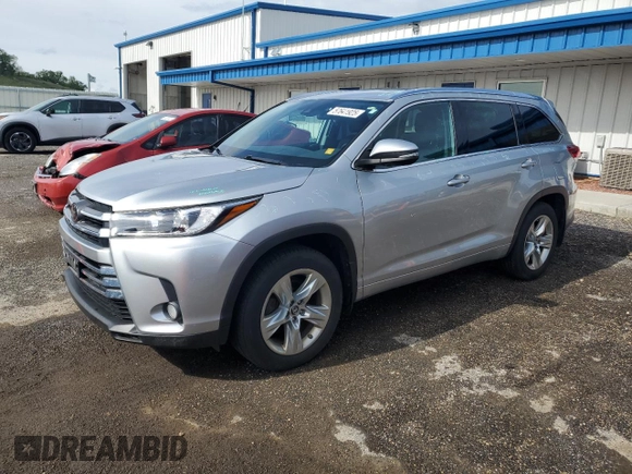 2018 Toyota Highlander Limited z VIN 5TDDZRFH7JS812998, wystawiony jako Copart lot #57641925 z przebiegiem 150 027 mil mil oraz Czysty tytuł • Clean title. Historia ofert i sprzedaży dostępna na DreamBid. Obrazek 1.