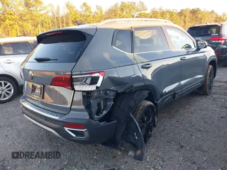 2024 Volkswagen Taos SE с VIN 3VVEX7B22RM112576, выставлен на аукционе IAAI как лот 41606673 с пробегом 141 миль миль и . История ставок и продаж доступна на DreamBid. Изображение 4.