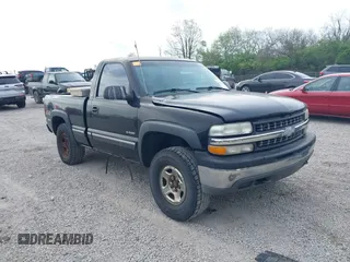 2002 Chevrolet Silverado 1500 LS with VIN 1GCEK14V42Z176866, listed as a IAAI auction lot 42116126 with 246,120 mi miles. Bid and sale history available at carsss.com. Image 1.