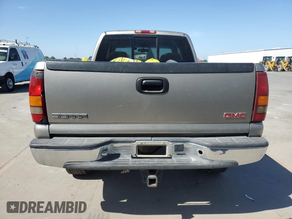 2000 GMC Sierra 2500 SLE z VIN 1GTGK29U1YE282223, wystawiony jako Copart lot #53886435 z przebiegiem Nie podano mil oraz Tytuł czysty. Historia ofert i sprzedaży dostępna na DreamBid. Obrazek 6.