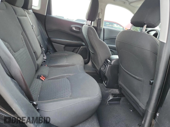 2021 Jeep Compass Sport z VIN 3C4NJCAB7MT588461, wystawiony jako Copart lot #61834045 z przebiegiem 114 732 mil mil oraz Szkoda całkowita • Salvage title. Historia ofert i sprzedaży dostępna na DreamBid. Obrazek 10.