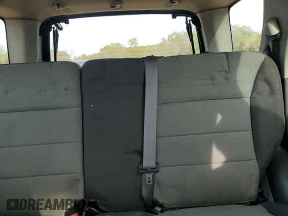 2005 Ford Escape XLS Value with VIN 1FMYU02Z35KB25309, listed as a Copart auction lot 50979315 with 117,908 mi miles and Salvage title. Bid and sale history available at DreamBid. Image 10.