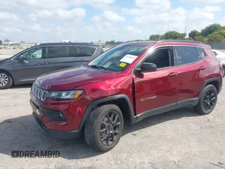 2022 Jeep Compass Latitude Lux с VIN 3C4NJDFBXNT129800, выставлен на аукционе IAAI как лот 42108134 с пробегом 69 720 миль миль и . История ставок и продаж доступна на DreamBid. Изображение 17.