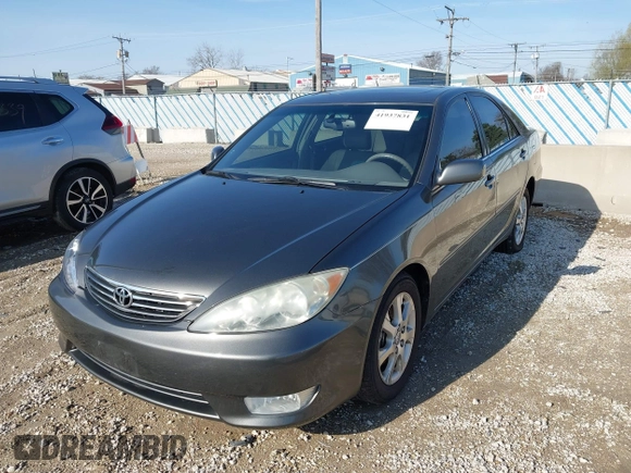 2005 Toyota Camry LE with VIN 4T1BF32K55U614352, listed as a IAAI auction lot 41937831 with 217,425 mi miles and . Bid and sale history available at DreamBid. Image 2.
