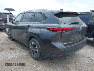 2023 Toyota Highlander L with VIN 5TDKDRBHXPS017948, listed as a IAAI auction lot 42370265 with 17,768 mi miles and . Bid and sale history available at DreamBid. Image 3.