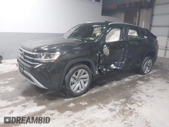 2022 Volkswagen Atlas SE с VIN 1V2KE2CA0NC227686, выставлен на аукционе IAAI как лот 40928770 с пробегом 33 562 миль миль и . История ставок и продаж доступна на DreamBid. Изображение 18.