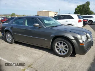 2008 Chrysler 300 Touring with VIN 2C3LA53G78H160422, listed as a Copart auction lot 71294064 with 114,048 mi miles and Salvage Title. Bid and sale history available at carsss.com. Image 4.
