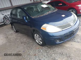 2008 Nissan Versa 1.8 S with VIN 3N1BC11E78L366832, listed as a IAAI auction lot 42026373 with 207,025 mi miles. Bid and sale history available at carsss.com. Image 1.