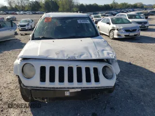 2014 Jeep Patriot Sport with VIN 1C4NJRBB8ED531095, listed as a Copart auction lot 52348895 with 204,785 mi miles and Clean Title. Bid and sale history available at carsss.com. Image 5.