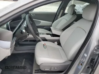 2024 Hyundai IONIQ 6 SEL with VIN KMHM34AA0RA077204, listed as a Copart auction lot 85258574 with 0 mi miles and Non Repairable. Bid and sale history available at carsss.com. Image 7.