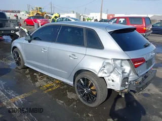 2017 Audi A3 e-tron Sportback Premium z VIN WAUUPBFF0HA104768, wystawiony jako IAAI lot #41155862 z przebiegiem 103 809 mil mil oraz . Historia ofert i sprzedaży dostępna na DreamBid. Obrazek 3.