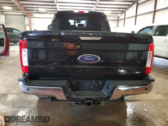 2019 Ford F-250 XL with VIN 1FT7W2BT4KEC21817, listed as a Copart auction lot 57479715 with 183,886 mi miles and Clean title. Bid and sale history available at DreamBid. Image 6.