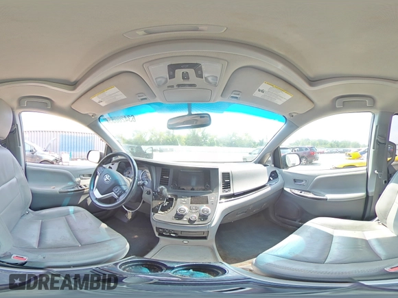 2017 Toyota Sienna XLE Auto Access Seat with VIN 5TDYZ3DC2HS879086, listed as a Copart auction lot 63420055 with 91,918 mi miles and Clean title. Bid and sale history available at DreamBid. Image 15.