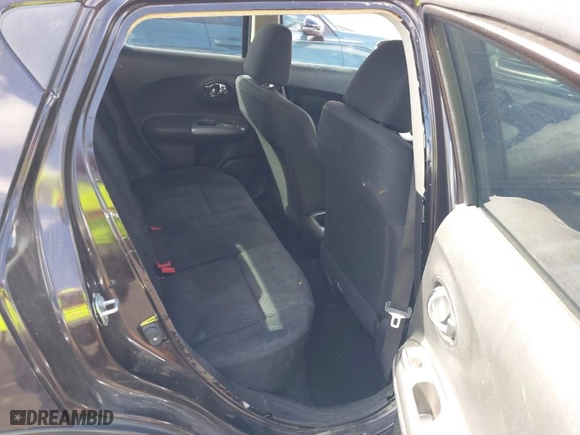 2016 Nissan Juke S with VIN JN8AF5MR5GT603127, listed as a IAAI auction lot 41753433 with 113,889 mi miles. Bid and sale history available at carsss.com. Image 8.