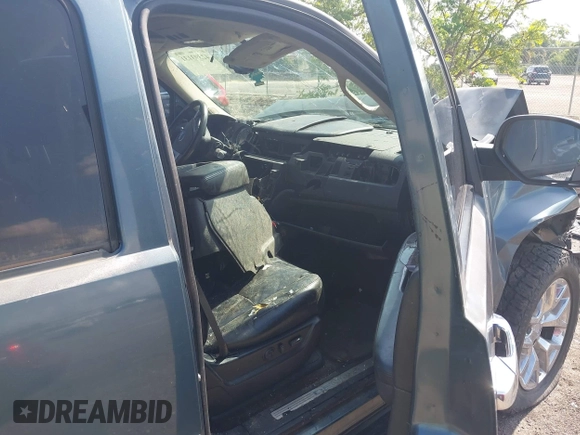 2007 GMC Yukon XL with VIN 1GKFK66867J172479, listed as a IAAI auction lot 42393131 with 232,160 mi miles and . Bid and sale history available at DreamBid. Image 5.