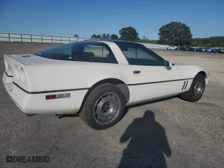 1985 Chevrolet Corvette with VIN 1G1YY0787F5127615, listed as a Copart auction lot 74556024 with 77,860 mi miles and Non Repairable. Bid and sale history available at carsss.com. Image 3.