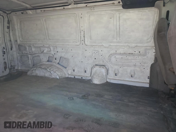 2008 Ford Econoline Cargo Commercial с VIN 1FTNE24L78DA01965, выставлен на аукционе Copart как лот 67921874 с пробегом 237 535 миль миль и Списание • Salvage title. История ставок и продаж доступна на DreamBid. Изображение 11.