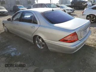 2004 Mercedes-Benz S-Class 4.3L with VIN WDBNG70JX4A387464, listed as a Copart auction lot 85808764 with 103,195 mi miles and Salvage Title. Bid and sale history available at carsss.com. Image 2.